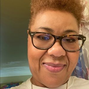 Meet your Posher, Diana